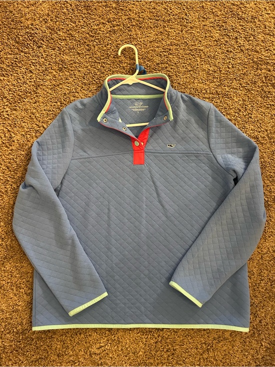 Vineyard Vines Tops - Vineyard vines diamond quilted t snap pullover size large gently used
